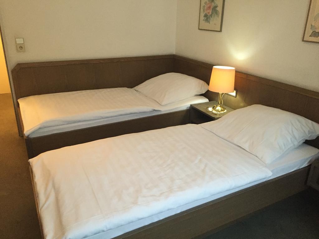 Hotel Goerres Wachtberg Quarto foto